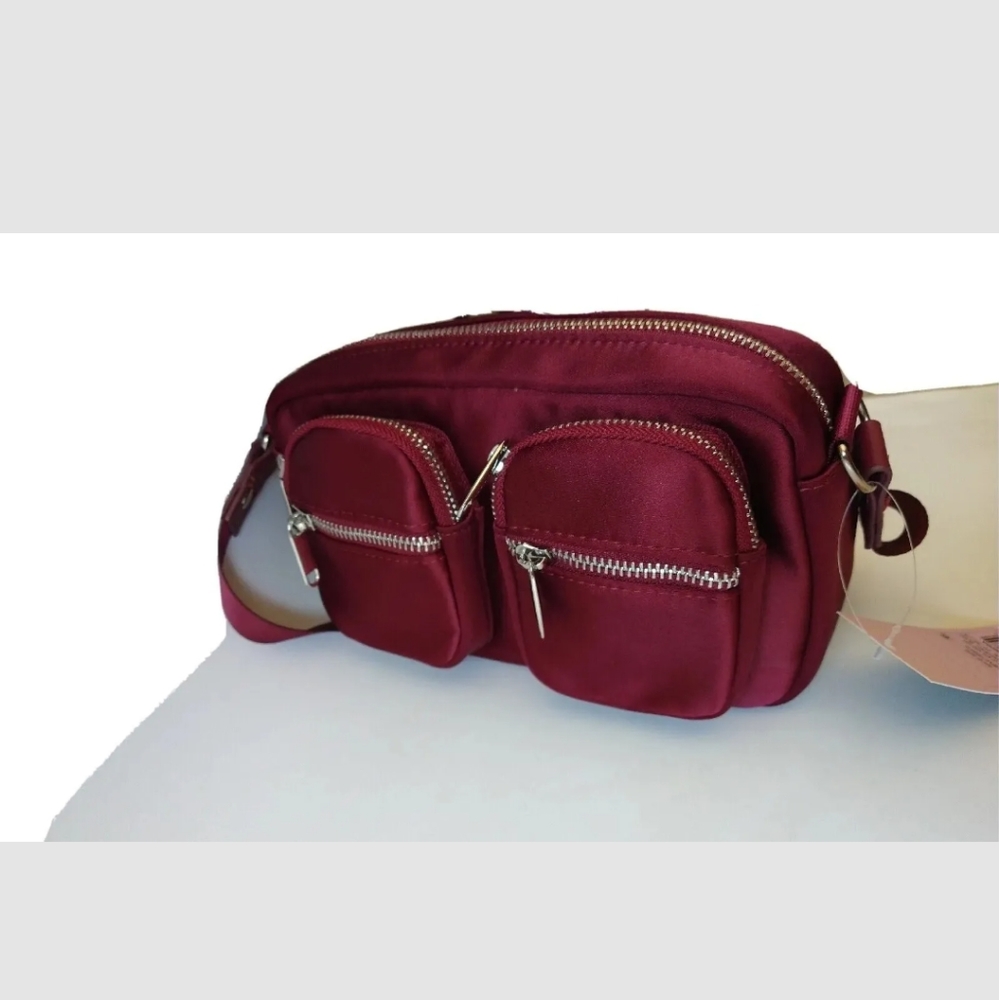 Wild Fable Women's Crossbody Bag Textile Purse Burgundy Solid  Zip Pockets  NWT - Picture 4 of 12